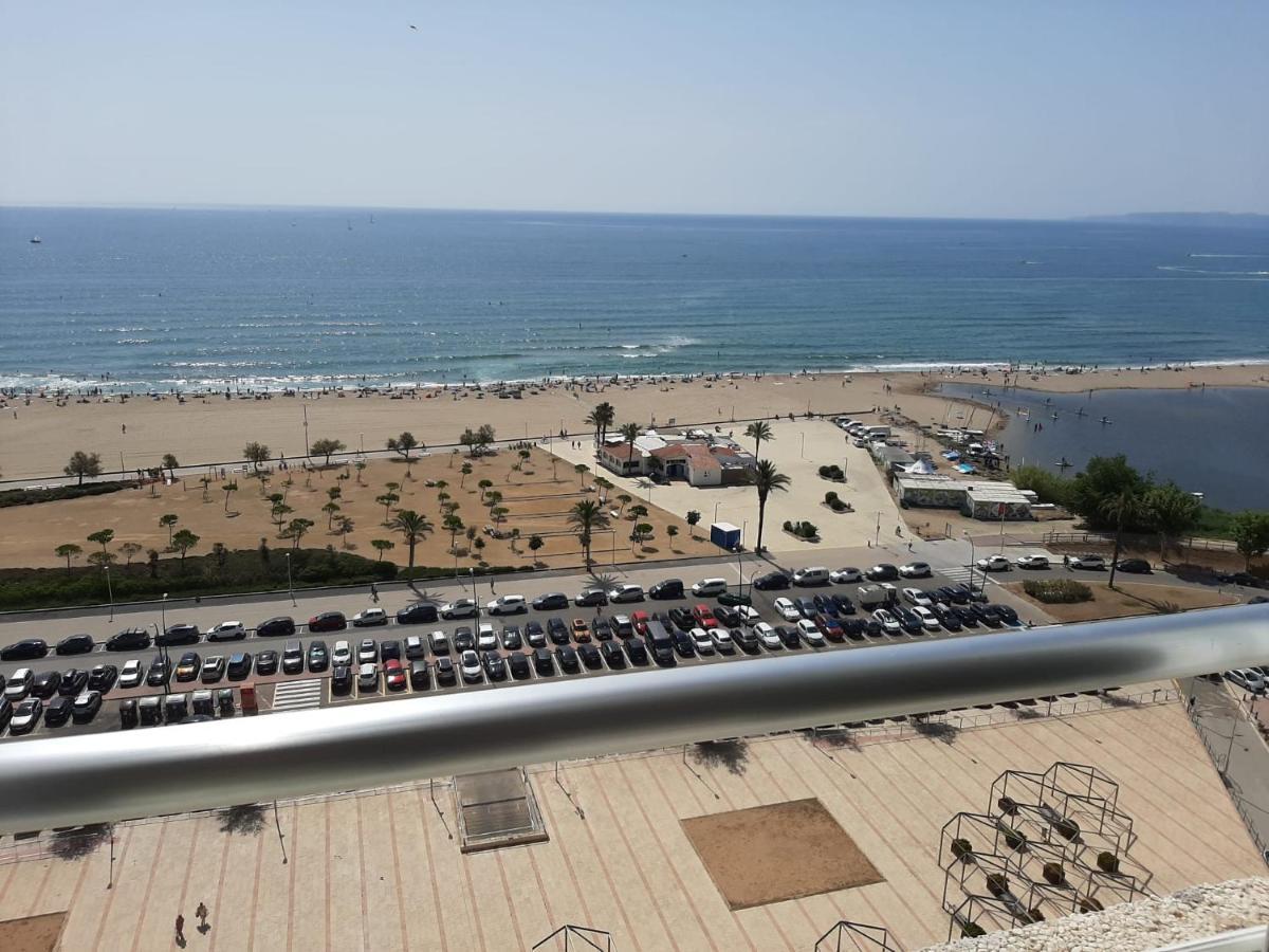 Estudio En Primera Linea De Mar Empuriabrava Eksteriør billede